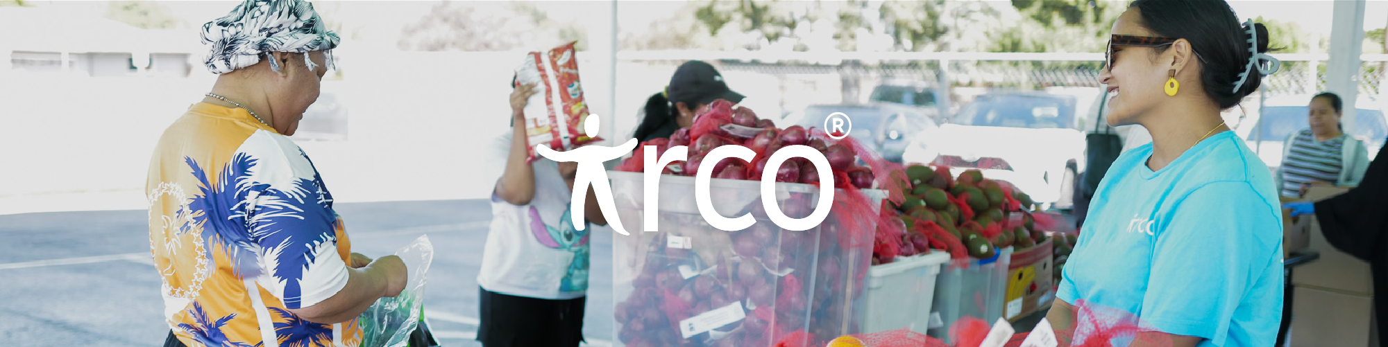 IRCO staff speaking to community member at food bank